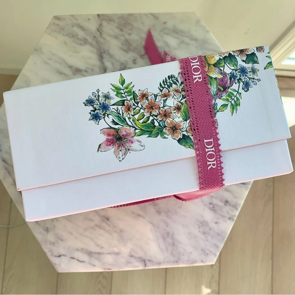 💐 DIOR Blooming Bouquet Floral Collectible Gift Box with Ribbon